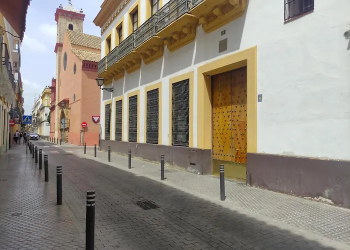 Palacio De Los Marqueses De Monsalud